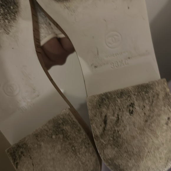 Chanel slides - Picture 2 of 7